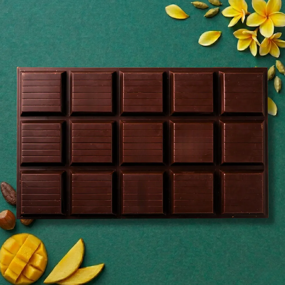 エクアドル 70％【業務用ビーントゥバーショコラ】